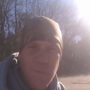 Meet your Posher, Dennis